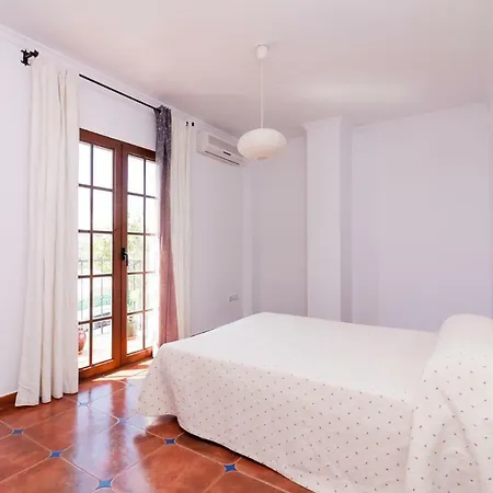 Casa Turquesa Canovas * 프리질리아나
